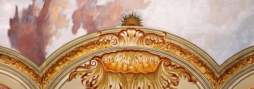 Stenski detajl iz Viteške dvorane.