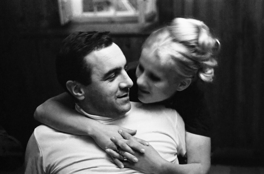 Par, ki se gleda s posebno naklonjenostjo.