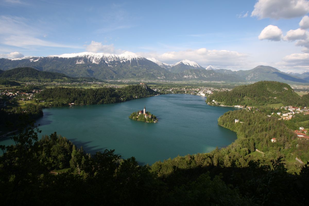 Pogled na Blejski otok.
